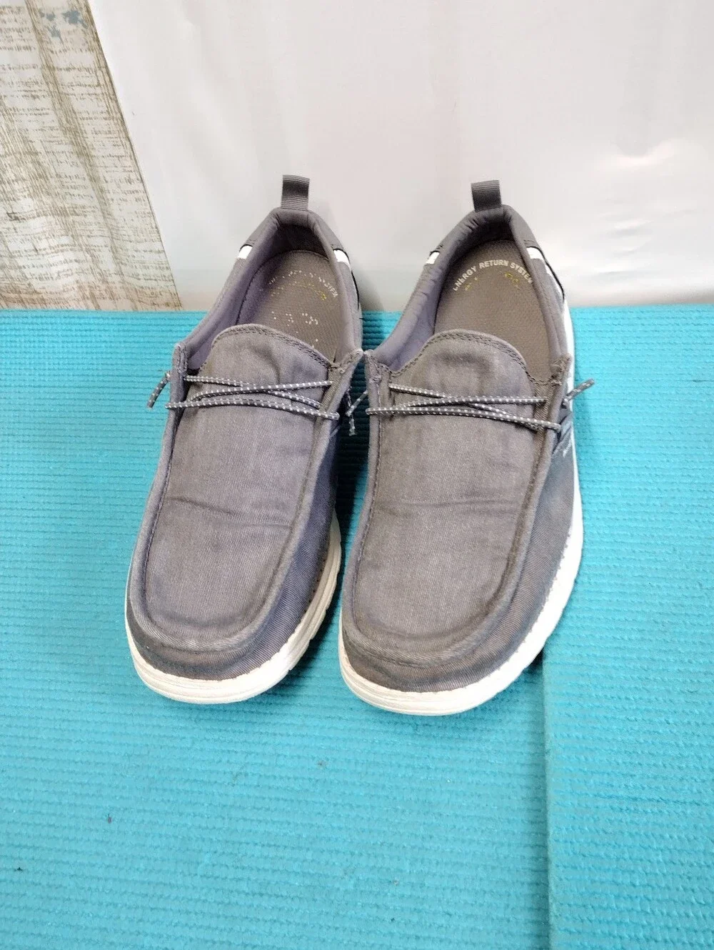 Hurley Men's Gray Canvas Slip On Loafers Shoes 10.5